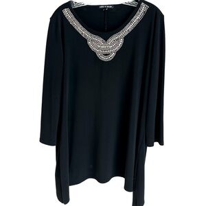 Cable & Gauge Black Top with Ornate Beaded Neckline Size Large